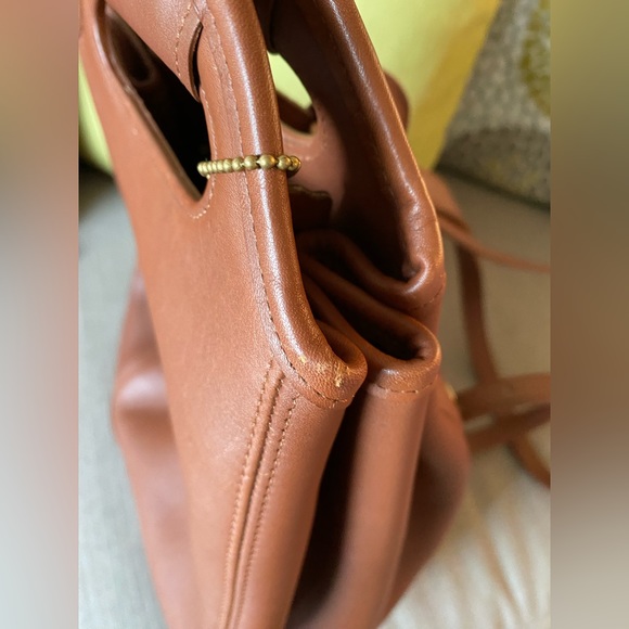 Coach 9994 - Picture 8 of 15